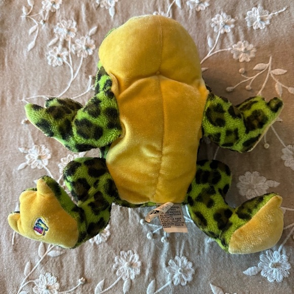 Webkinz Green Plush Frog Toy for Reptile Pets. Ganz - Picture 5 of 6